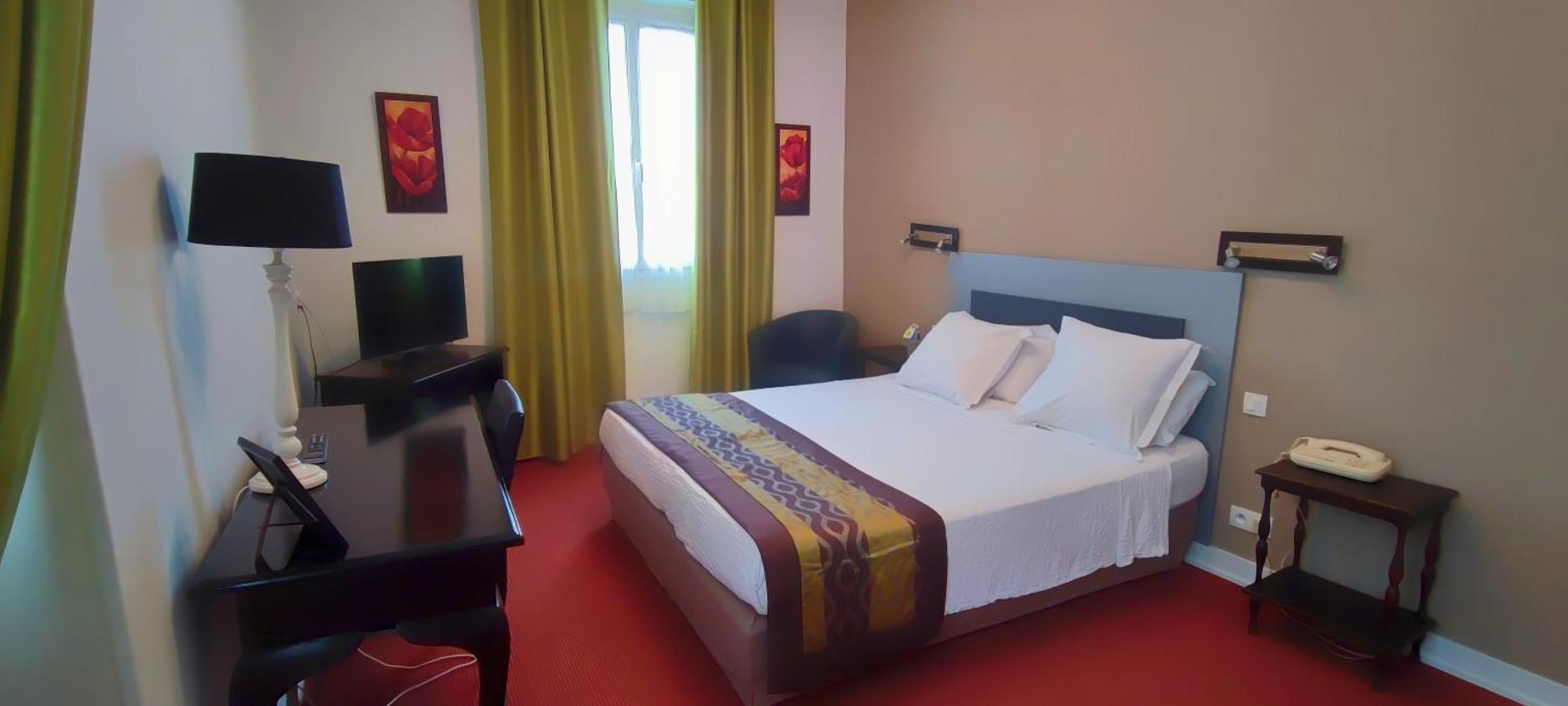 Logis Grand Hotel Pelisson Nontron Kültér fotó