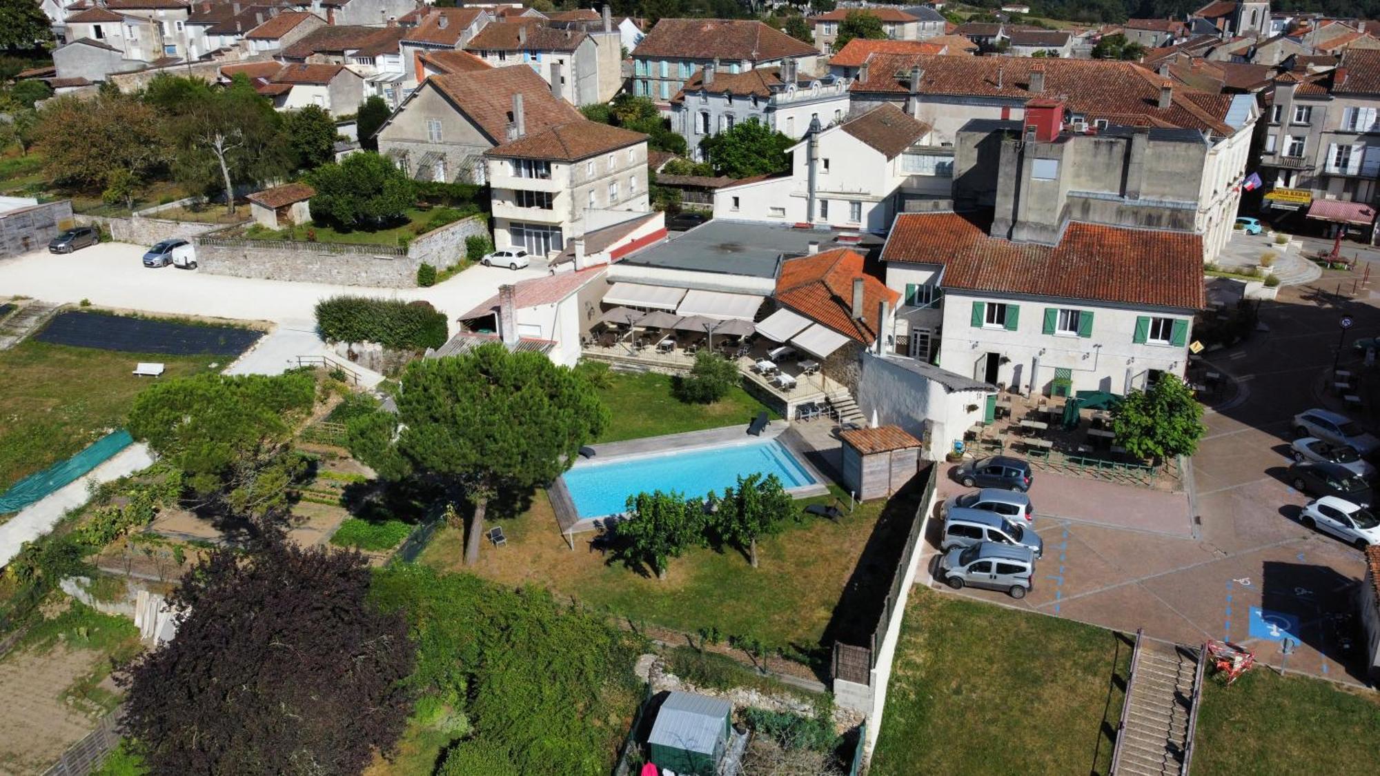 Logis Grand Hotel Pelisson Nontron Kültér fotó